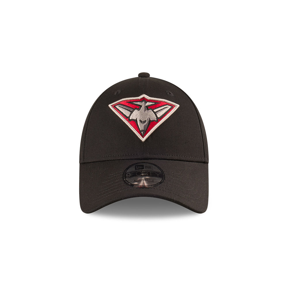 Essendon Bombers Hat - 2025 AFL Badged Black OTC 9Forty Strapback Cap - New Era